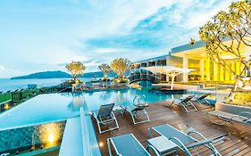 Crest Resort & Pool Villas Phuket